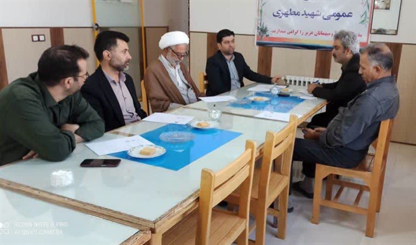 برگزاری جلسه انجمن کتابخانه های شهرهای هیدج و صائین قلعه به ریاست مهندس هادی نعمتی سرپرست بخشداری مرکزی ابهر