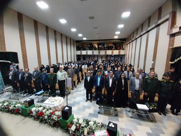 مراسم آغازین سال تحصیلی و زنگ مهر و مقاومت با حضور سعید خلجی فرماندار شهرستان ابهر و فتحی معاون آموزش ابتدایی اداره کل آموزش و پرورش استان زنجان مسئولین مربوطه شهرستان