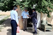 اهداء گل و مرغ گرم به ساکنین مهمانشهر سلطانیه