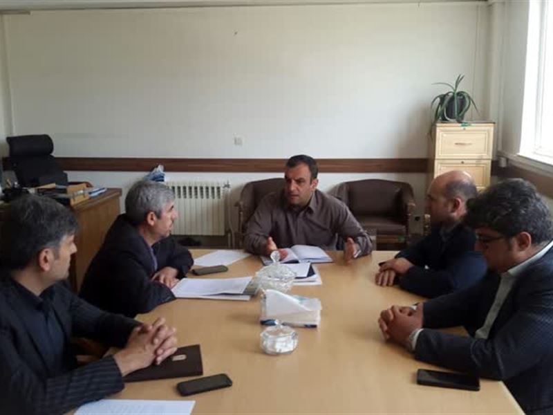 برگزاری جلسه بررسی مسائل و مشکلات نهضت ملی مسکن در شهر هیدج