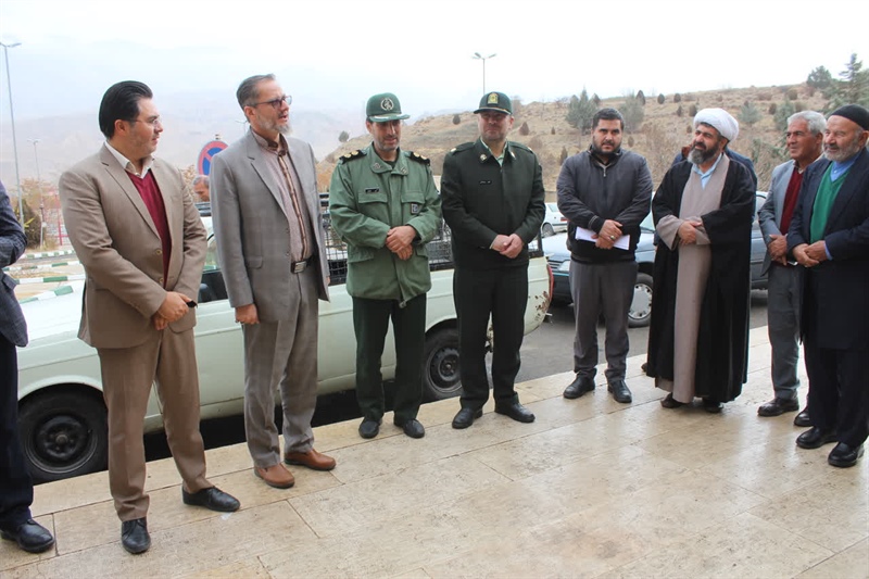 حضور فرماندار ماهنشان در بیمارستان رازی و تبریک روز پرستار