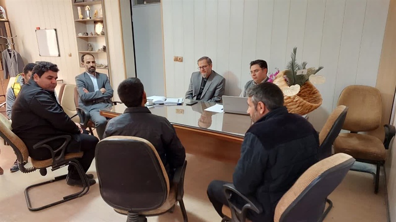 دیدار مردمی با فرماندار ماه نشان در بخشداری انگوران