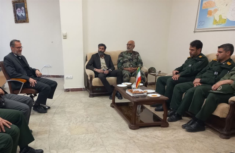دیدار جناب سرهنگ سهندی فرمانده محترم سپاه ناحیه زنجان و جناب سرهنگ باباخانی فرمانده محترم یگان حفاظت منابع طبیعی استان زنجان