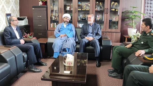 دیدار نوروزی فرماندار ماهنشان با مدیر کل ورزش و جوانان استان زنجان