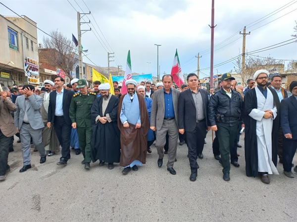 حضور دکتر ولی بیگلو سرپرست فرمانداری ماه نشان در راهپیمایی روز جهانی قدس