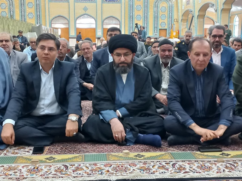 نماز جمعه این هفته شهر ماه نشان با حضور ارزشمند حجت الاسلام والمسلمین سیدمصطفی حسینی نماینده محترم ولی فقیه در استان و امام جمعه زنجان