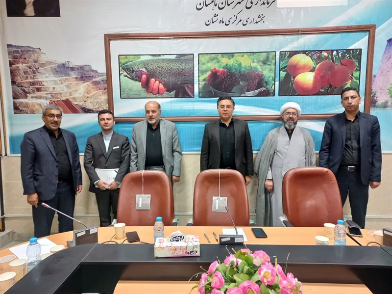 مراسم معارفه سرپرست بخشداری مرکزی ماه نشان