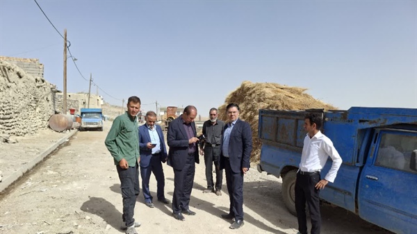 بازدید میدانی نماینده مردم ماه‌نشان و ایجرود و فرماندار ماه‌نشان از روستای بیانلو