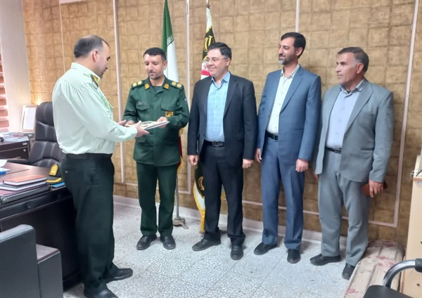 دیدار فرماندار شهرستان ماه‌نشان با فرمانده انتظامی شهرستان