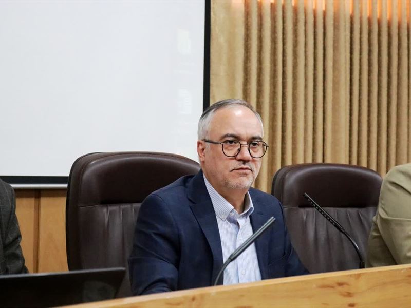 جلسه توجیحی و آموزشی کارکنان جدیدالاستخدام استانداری با حضور مشاور و مدیر کل حوزه استاندار
