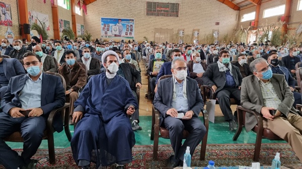 یادواره ۱۳۷ شهید شهرستان طارم با حضور معاون امور مجلس رئیس جمهور ، استاندار زنجان و نماینده مردم شهرستان های زنجان و طارم در مجلس  برگزار شد