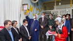 نواختن زنگ انقلاب اسلامی در مدرسه دخترانه شهید احمدی شهر آب بر با حضور انبارلو فرماندار طارم در اولین روز از دهه مبارک فجر