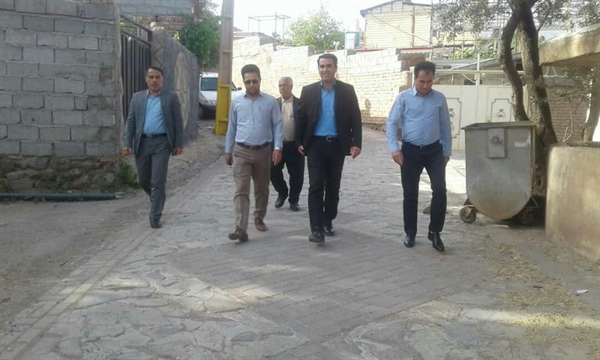 بازدید انبارلو فرماندار طارم از بهسازی معابر روستایی