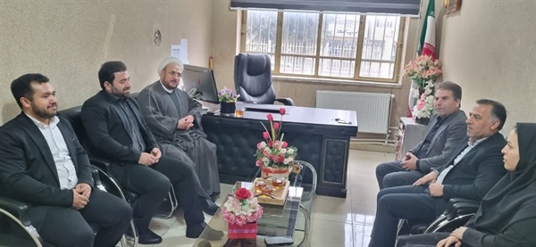 تقدیر فرماندار شهرستان از برندگان مسابقات فرهنگی در بخشداری گیلوان