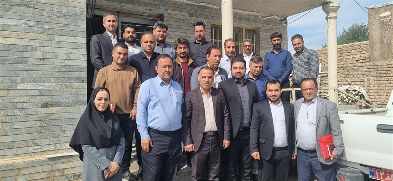 جلسه خداحافظی آقای صادقی بخشدار گیلوان با دهیاران بخش
