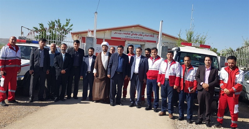 حضور نماینده محترم شهرستان و مسئولین محترم کشوری و استانی در پایگاه حلال احمر دوتپه