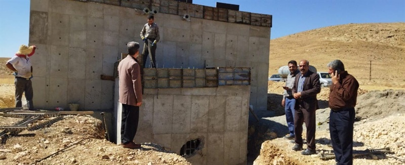 بازدید از پروژه مخزن درحال اتمام آب شرب روستای دهشیر