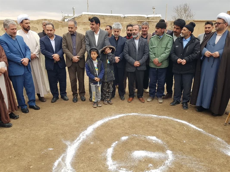 آیین کلنگ زنی مدرسه ۶ کلاسه روستای آهارمشکین