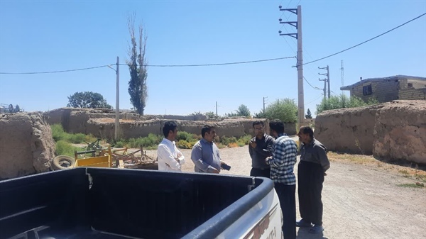 بازدید بیات بخشدار زنجانرود از روستای سیف آباد و بررسی مشکلات روستا