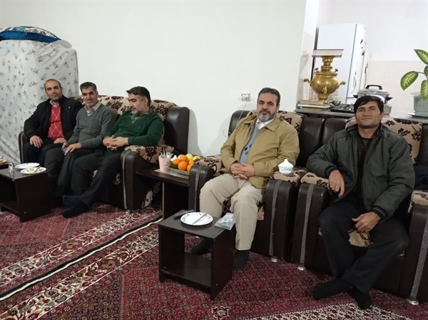 دیدار صمیمی مدیر کل محترم دفتر امور روستایی و شوراها استانداری بهمراه بیات بخشدار زنجانرود با اهالی محترم روستای گوالان
