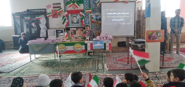 برگزاری جشن انقلاب در روستای چپ چپ با حضور بیات بخشدار زنجانرود