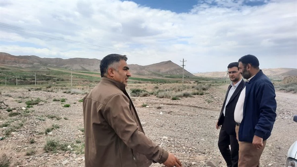 بازدید بیات بخشدار زنجانرود از راه اندآباد به مهر آباد