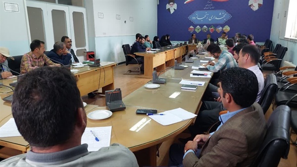 نشست ماهانه دهیاران بخش زنجانرود به ریاست بیات بخشدار برگزار شد