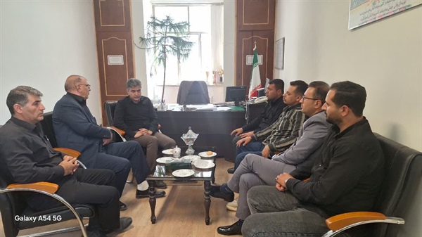 دیدار شهردار نیک پی بهمراه اعضای شورای شهر با بخشدار زنجانرود