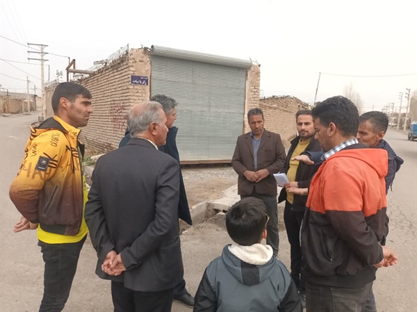 بازدید و بررسی مشکلات روستای کزبر توسط رسولی بخشدار زنجانرود