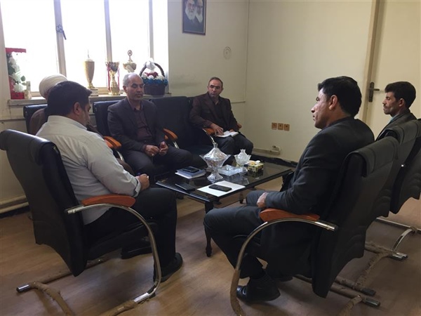جلسه بررسی مشکلات فاضلاب روستای نصیرآباد برگزارشد