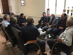 دیدار ریش سفیدان و جمعی از اهالی روستای باشسیز با بخشدار زنجانرود
