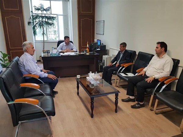 دیدار اعضای شورای اسلامی روستای سلطان آباد با بخشدار زنجانرود و بیان مشکلات روستا