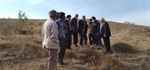 حضور بخشدار زنجانرود در محل حفاری چاه تامین آب شرب روستاهای علی آباد ، مینان و حبش