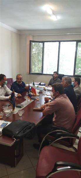 جلسه آبرسانی به روستای مشمپا با حضور ولی بیگلوئی بخشدار زنجانرود