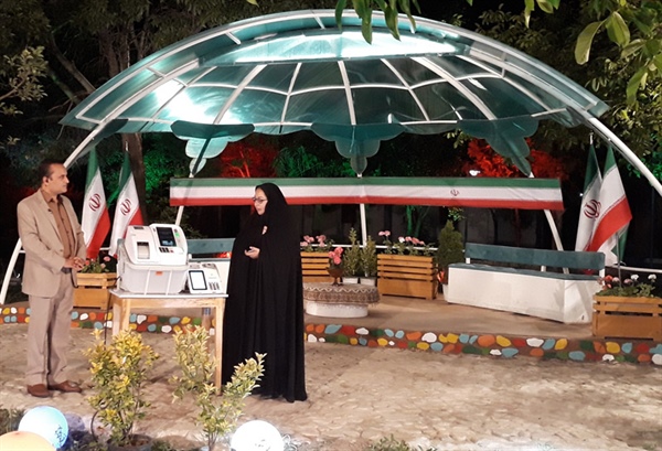 ارائه آموزش های مرتبط با نحوه کار با تجهیزات الکترونیکی و صندوق الکترونیکی اخذ رای توسط رئیس کمیته فناوری اطلاعات ستاد انتخابات استان از شبکه اشراق زنجان