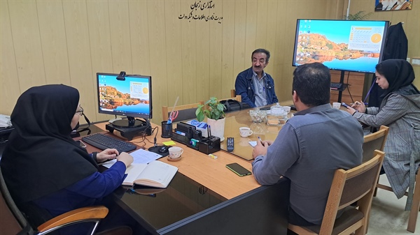 هفدهمین جلسه کمیته فناوری اطلاعات ستاد انتخابات استان بررسی زیر ساخت های ارتباطی سیار مخابرات