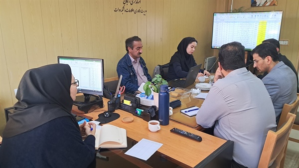 هجدهمین جلسه کمیته فناوری اطلاعات ستاد انتخابات استان بررسی زیر ساخت های ارتباطات سیار مخابرات