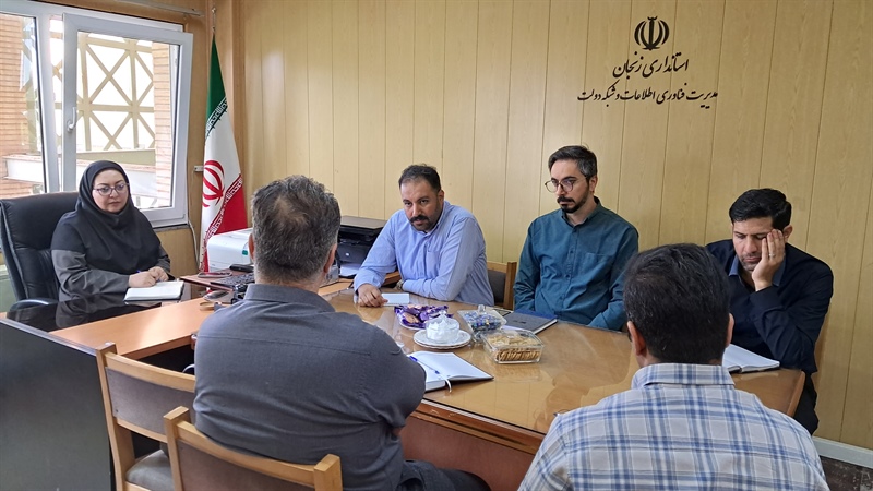 جلسه بررسی چالش‌ها و راهکارهای مرتبط با فناوری اطلاعات، امنیت فضای مجازی