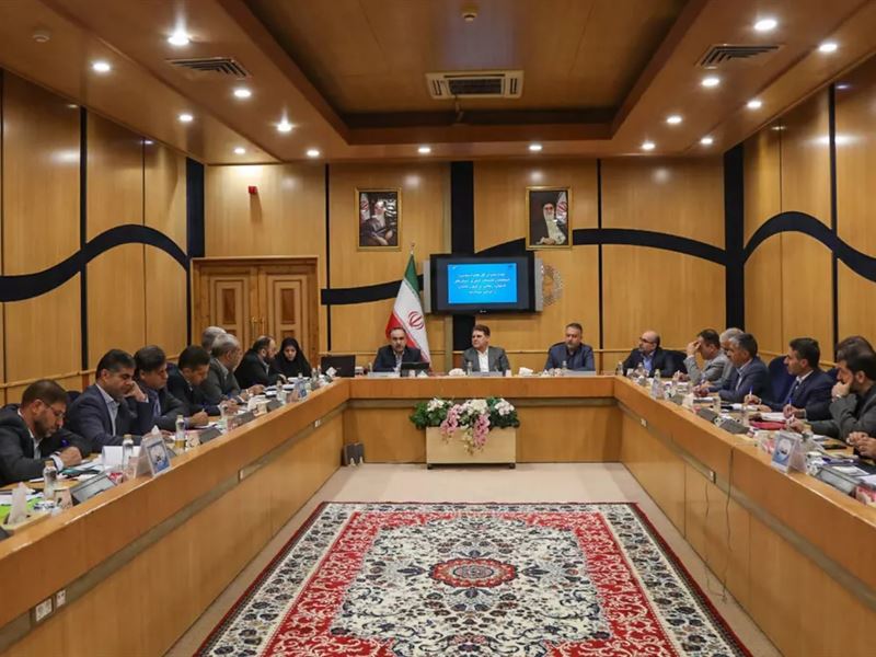 نشست انتخاباتی وزارت کشور با محوریت آسیب‌شناسی انتخابات 1400 و برنامه‌ریزی برای انتخابات 1405 برگزار شد