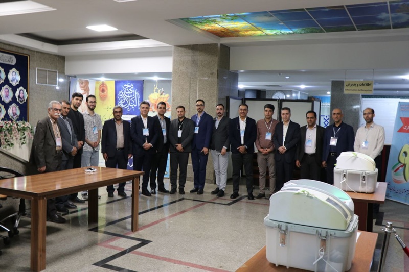 بازدید مدیریت فناوری اطلاعات، امنیت فضای مجازی و شبکه دولت از مراحل برگزاری نهمین دوره انتخابات سازمان نظام پزشکی زنجان