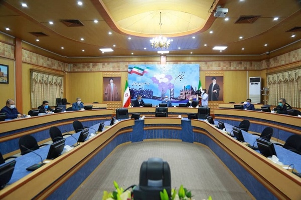 مدیران بی‌توجه به مصوبات قرارگاه عملیاتی کرونا تذکر می‌گیرند