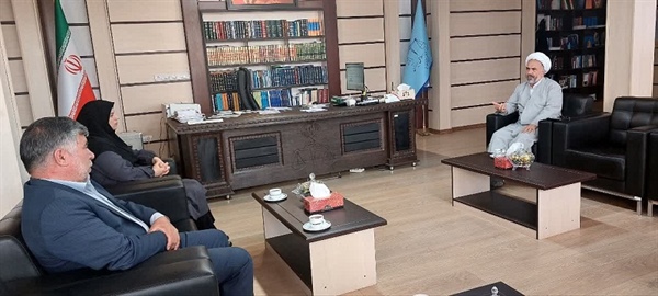 دیدار مشاور سیاسی استاندار و مدیرکل امور اجتماعی و فرهنگی استانداری با رئیس کل دادگستری استان زنجان