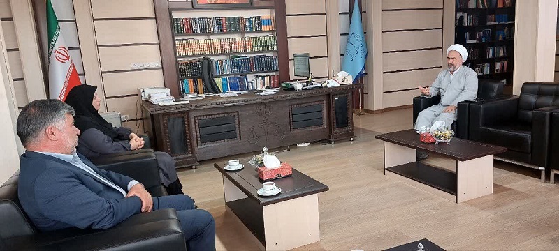 دیدار مشاور سیاسی استاندار و مدیرکل امور اجتماعی و فرهنگی استانداری با رئیس کل دادگستری استان زنجان