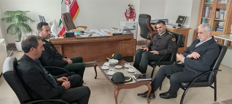 دیدار معاونین فرماندهی انتظامی استان با آقای رحیمی مدیرکل سیاسی ، انتخابات و تقسیمات کشوری استان