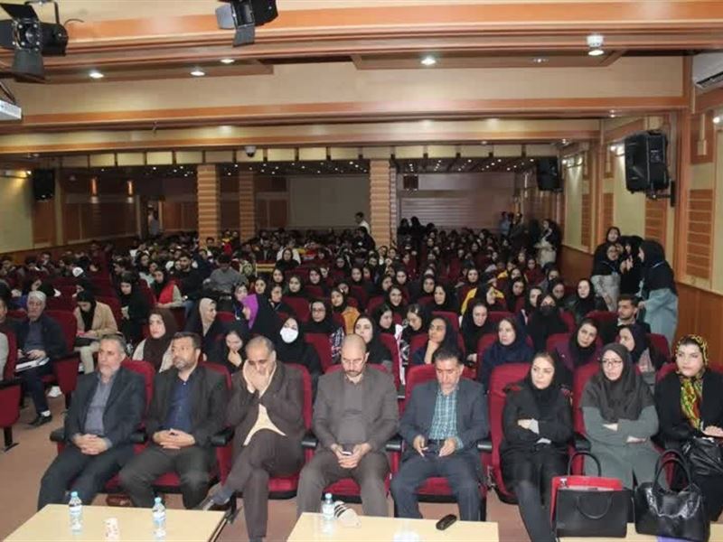 برگزاری ویژه برنامه روز دانشجو در شهرستان ابهر