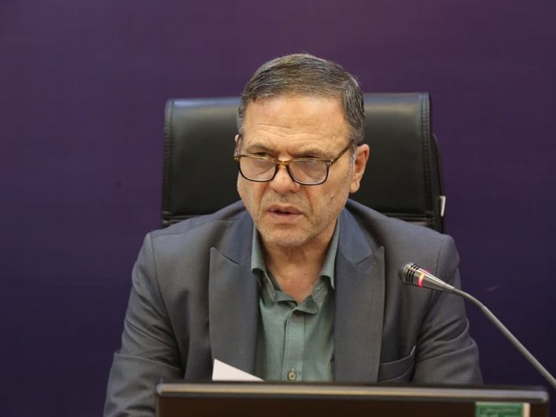 استاندار: قانون سرلوحه مدیریت فرمانداران باشد.