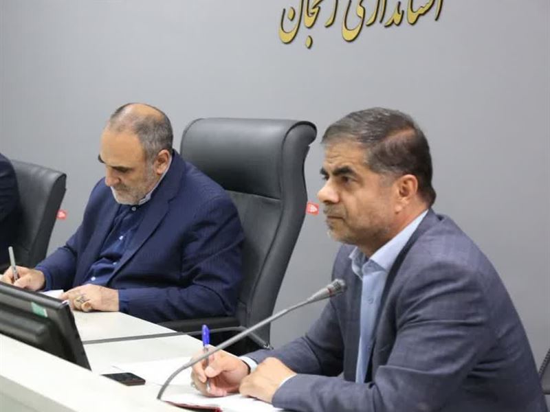 همگی برای کسب رضایت مردم و کارگران تلاش کنیم.