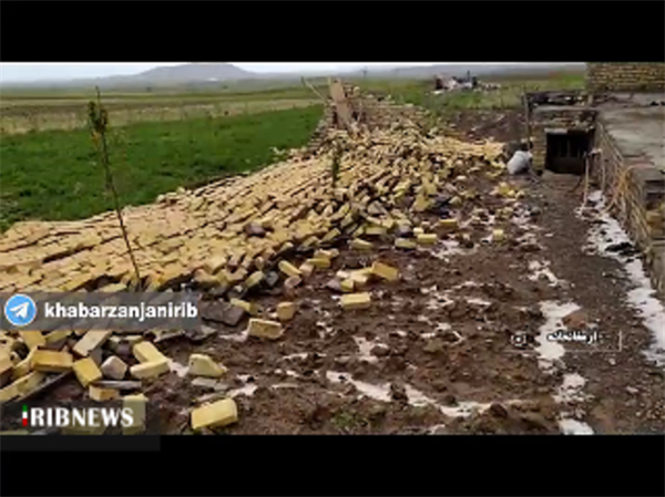 گردباد و تگرگ به روستای مشکین زنجان خسارت زد