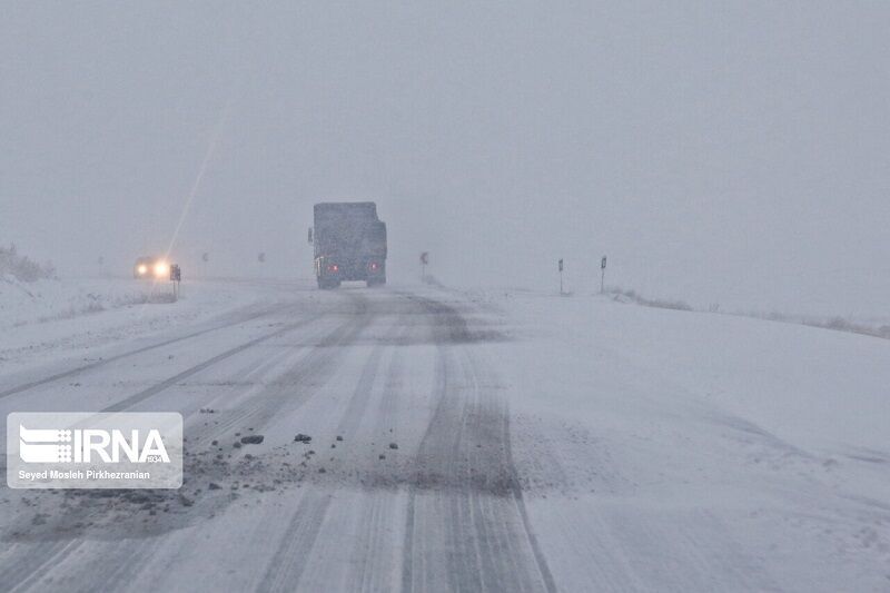 کولاک در مسیرهای کوهستانی زنجان جریان دارد