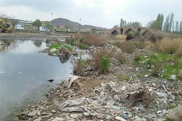 مدیرکل محیط زیست استان زنجان در گفت‌وگو با موج‌رسا؛ عمده مشکل زنجانرود ورود فاضلاب شهری است/ راشا کاسپین موظف به استاندارد‌سازی خروجی پساب است